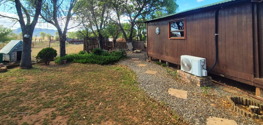 To Let 4 Bedroom Property for Rent in Queenstown Rural Eastern Cape